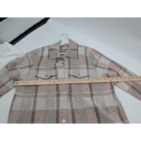 Rachel Zoe Plaid Shacket Pink Soft Fuzzy Button Front Cardigan Sweater 2X - Picture 4 of 7